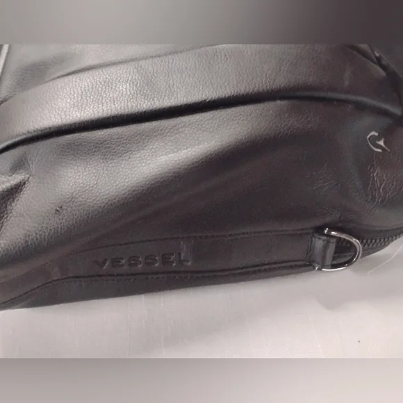 Vessel Signiture Boston Duffle Bag - Picture 3 of 5